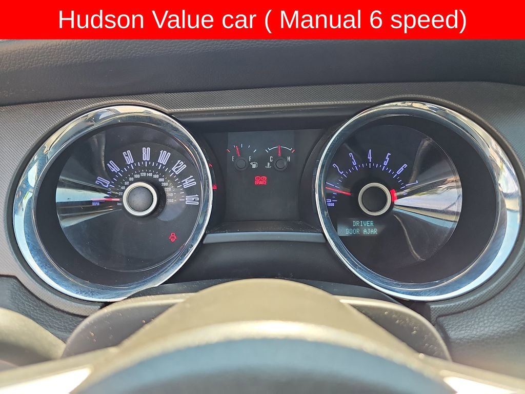 Used 2013 Ford Mustang Coupe RWD image 19