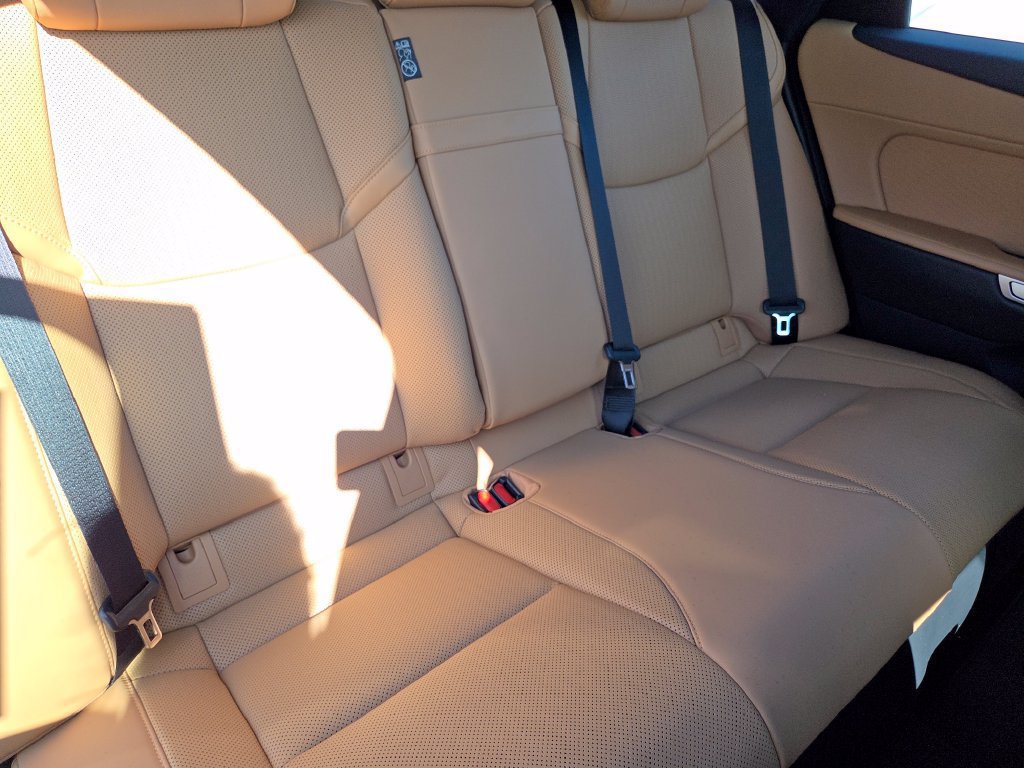 New 2026 Lexus ES 350h w/ Cold Area Package FWD image 31