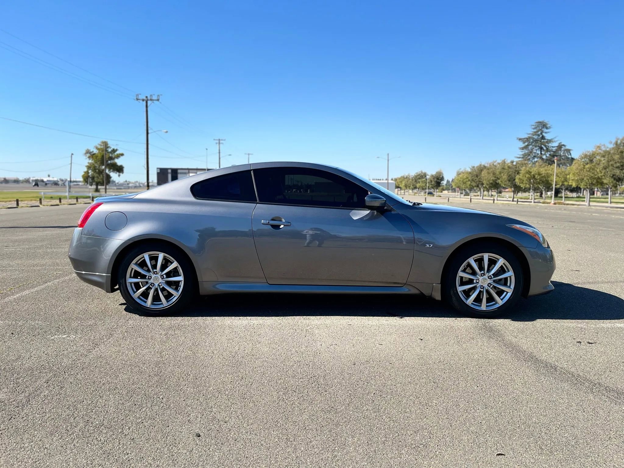 Used 2014 INFINITI Q60 Journey w/ Premium Package image 4