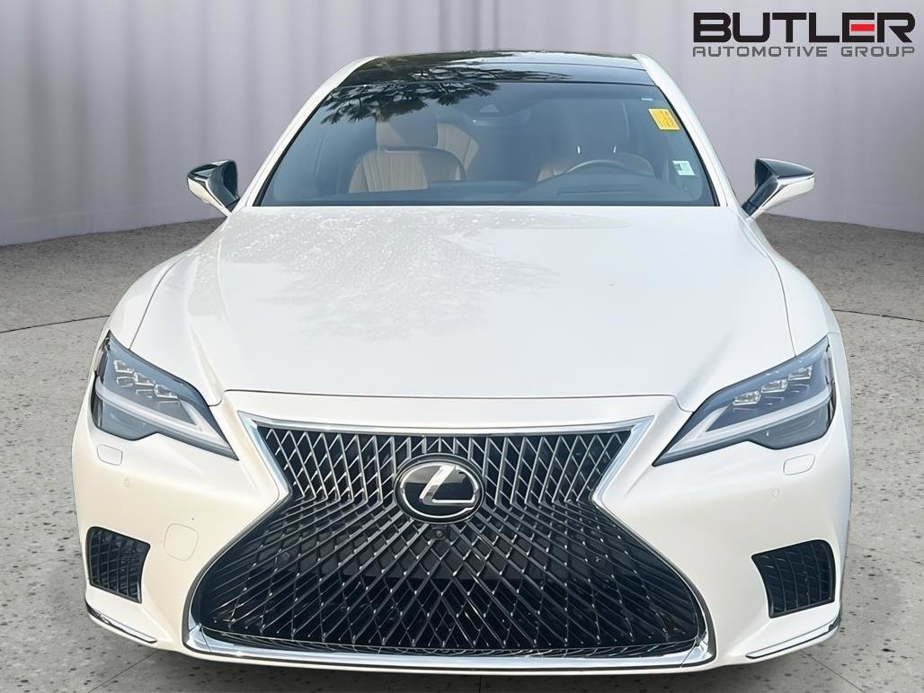 Used 2022 Lexus LS 500 w/ Interior Upgrade Package image 4