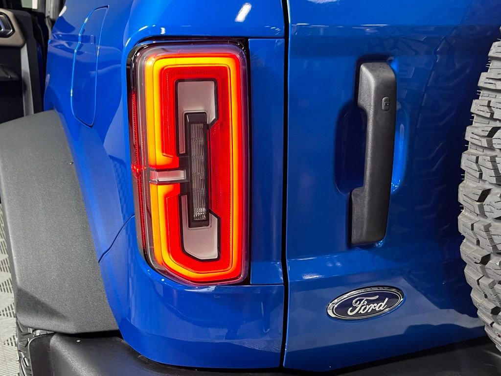 Used 2022 Ford Bronco Wildtrak image 12