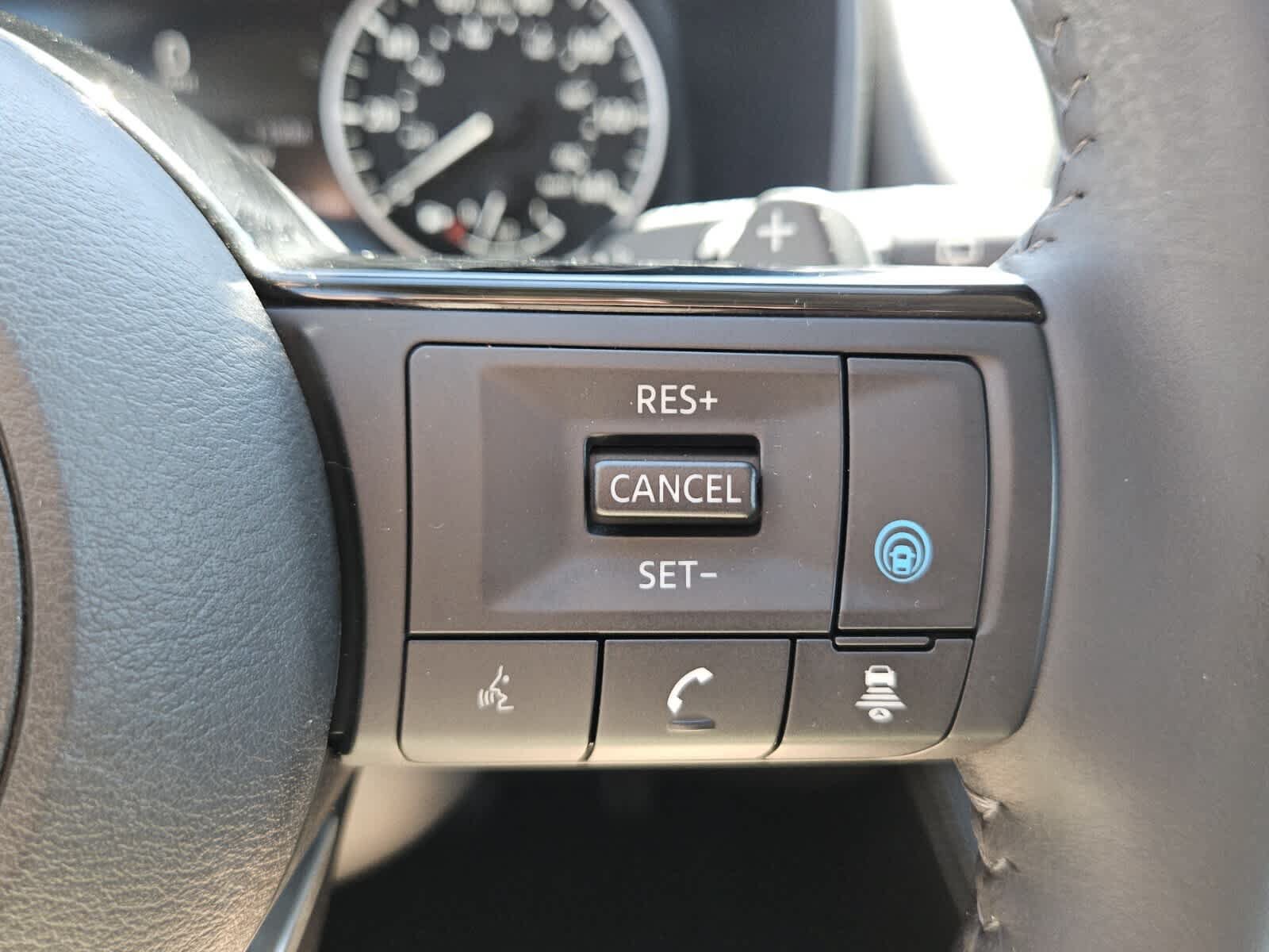Used 2021 Nissan Rogue SL AWD/4WD image 13