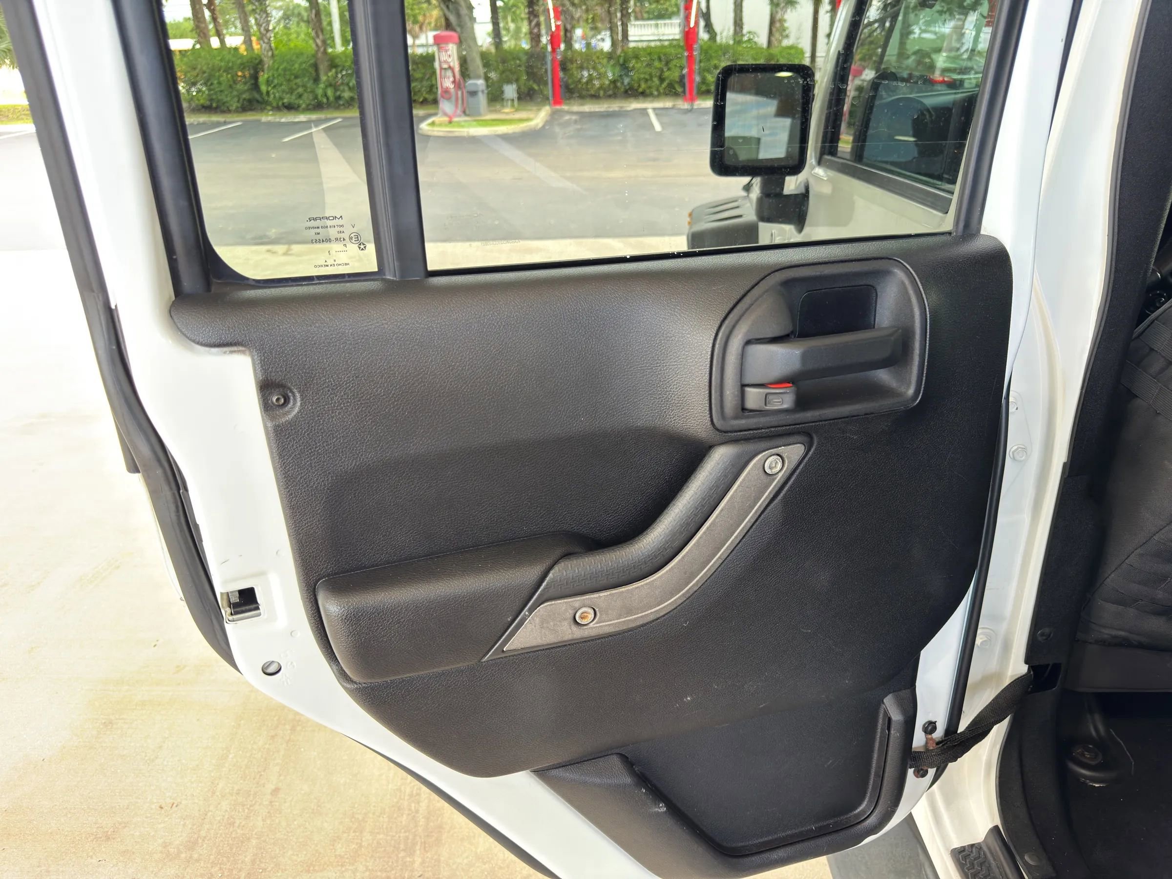 Used 2013 Jeep Wrangler Unlimited Sport image 26