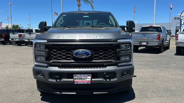 New 2026 Ford F250 XL w/ STX Appearance Package AWD/4WD image 8