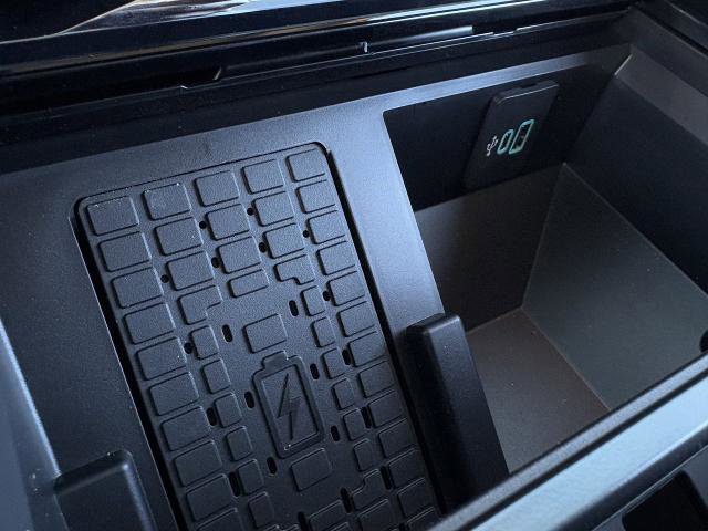 New 2026 Ford F250 Lariat w/ Black Appearance Package AWD/4WD image 21