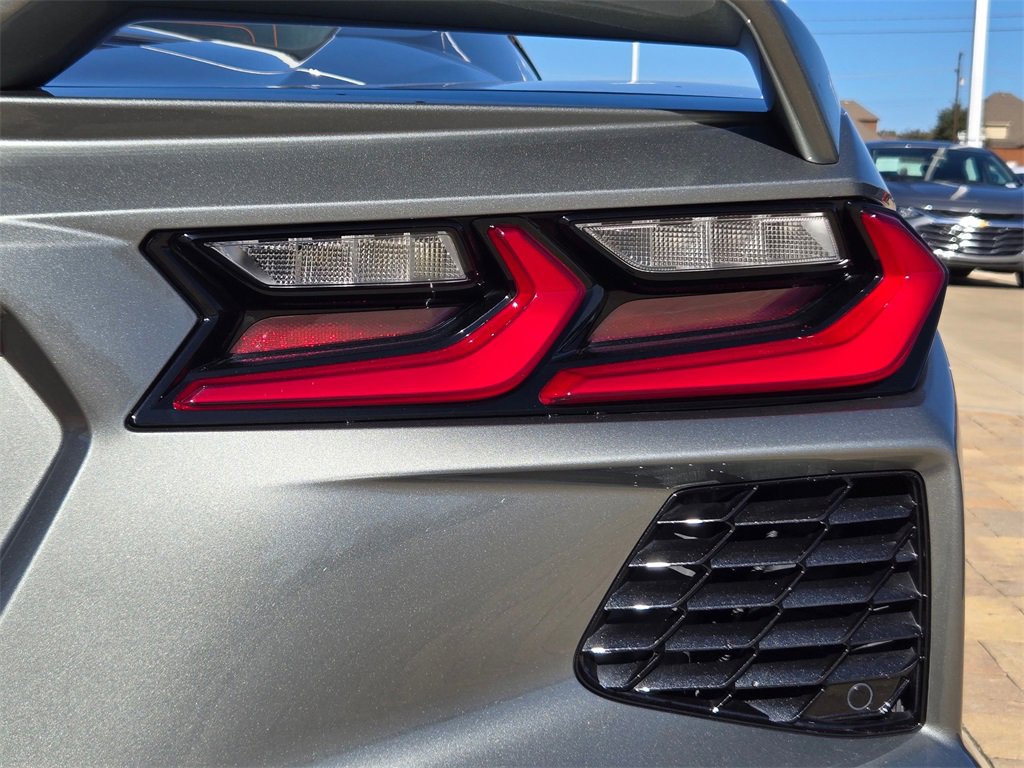 Used 2024 Chevrolet Corvette Stingray Preferred Conv w/ Z51 Performance Package image 28