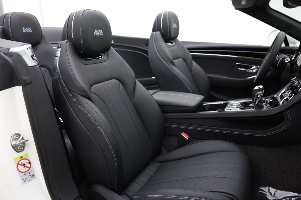 Used 2025 Bentley Continental GTC image 18