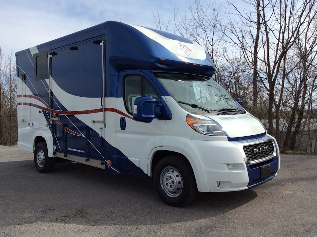 Used 2019 RAM ProMaster 3500 w/ Premium Appearance Group FWD image 3