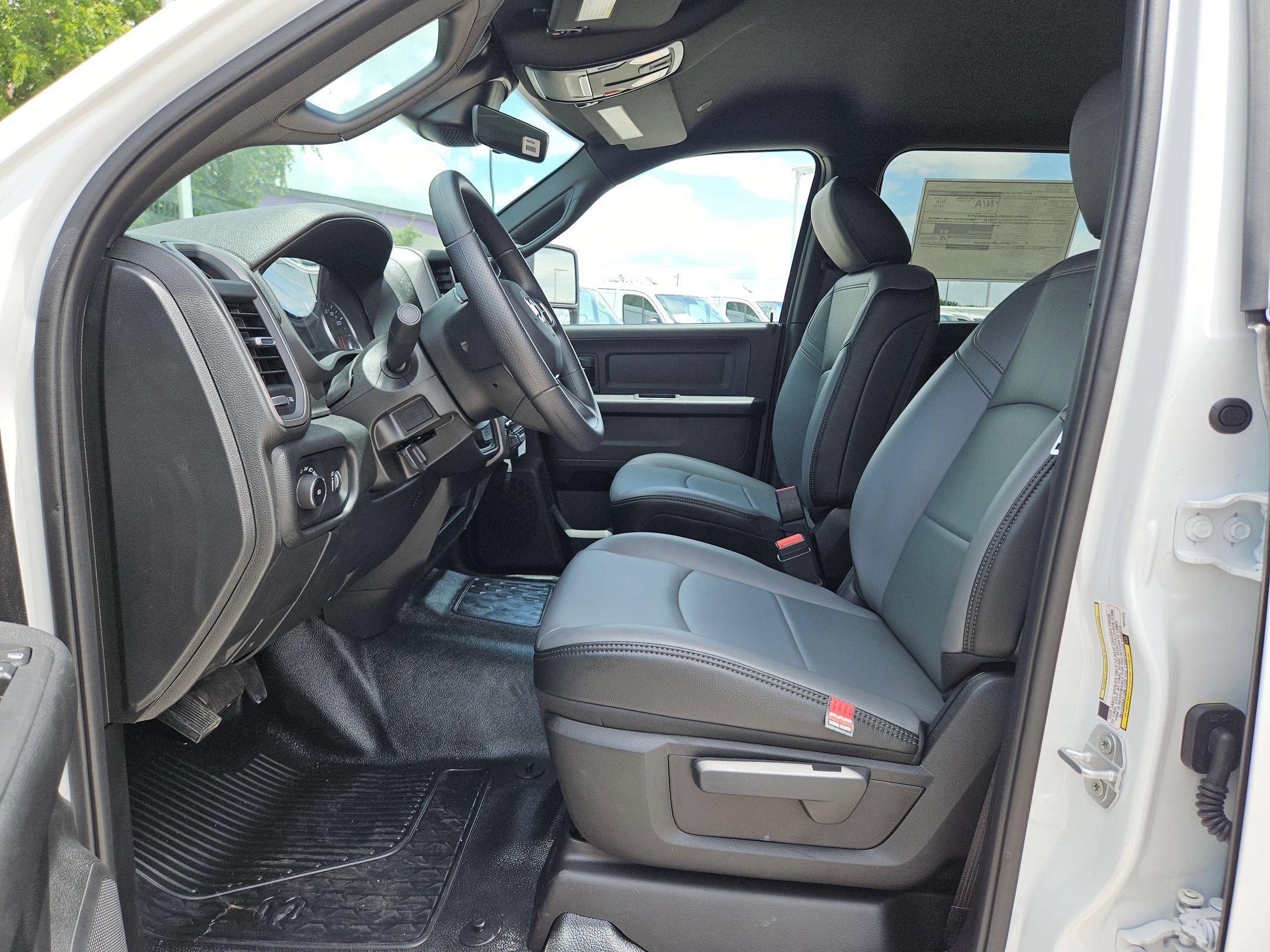 New 2026 RAM 3500 Tradesman AWD/4WD image 9