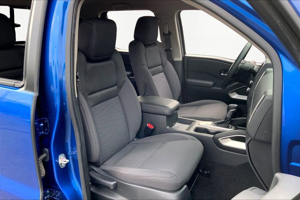 Used 2024 Nissan Frontier SV w/ SV Convenience Package image 19