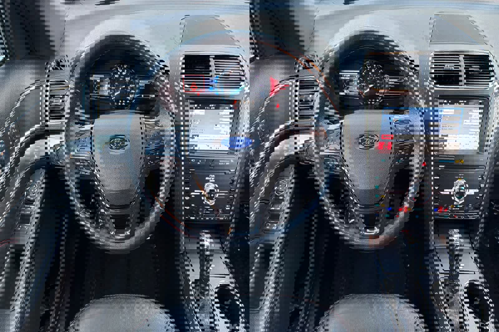 Used 2019 Ford Explorer Sport image 16