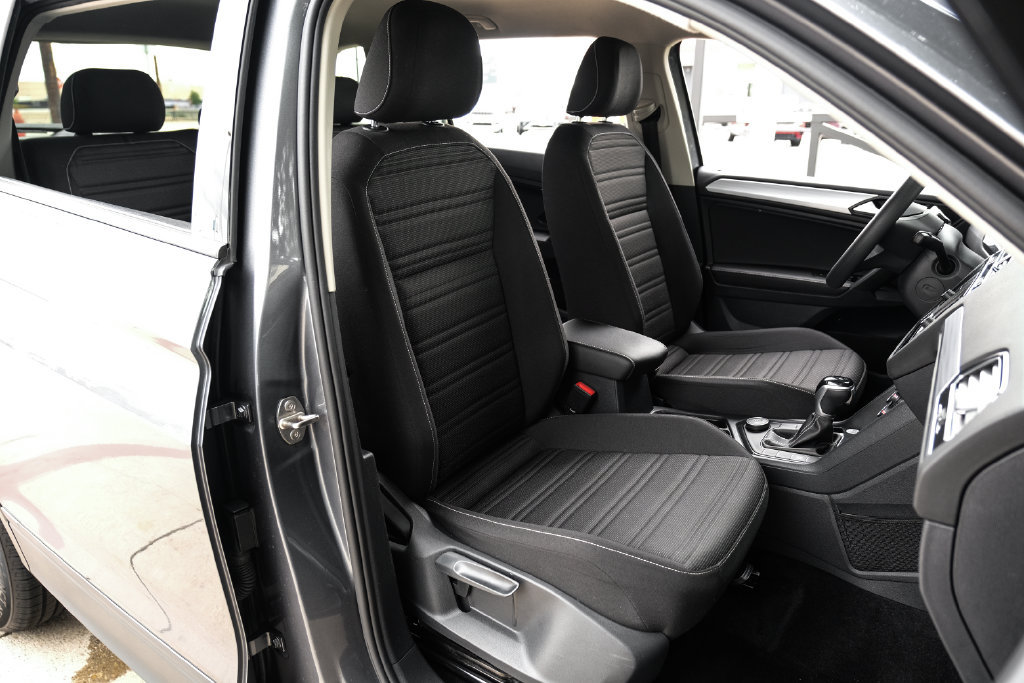 Used 2023 Volkswagen Tiguan S AWD/4WD image 43