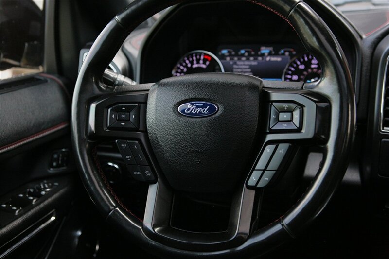 Used 2019 Ford Expedition Limited w/ Equipment Group 303A AWD/4WD image 25