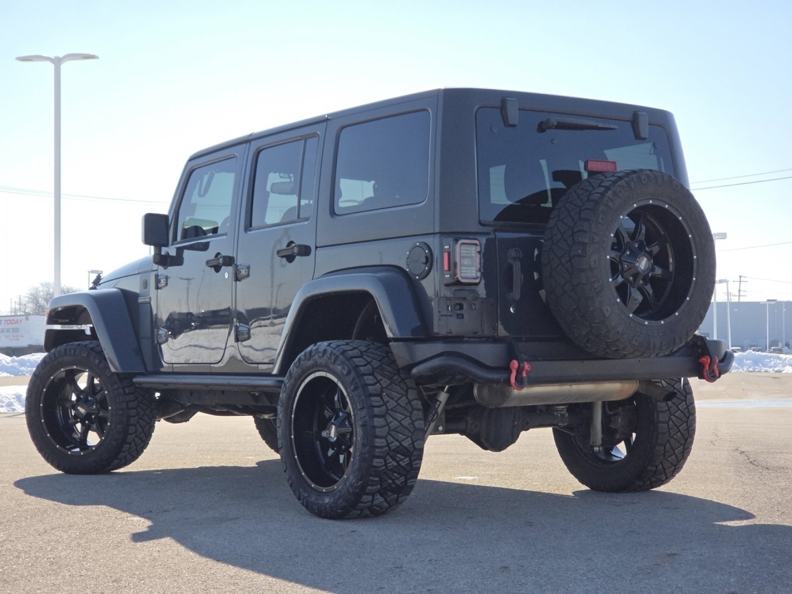Used 2018 Jeep Wrangler Unlimited Sport image 12