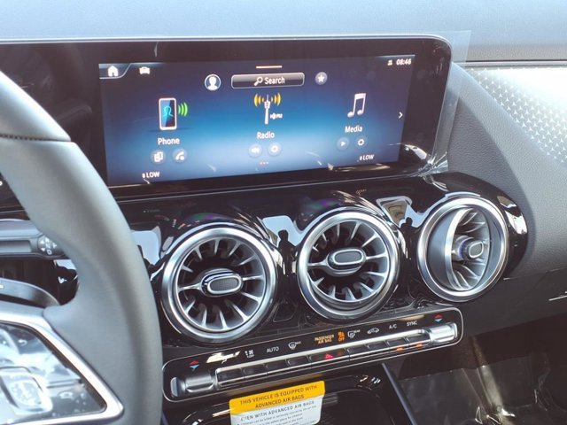 New 2026 Mercedes-Benz GLA 250 image 5