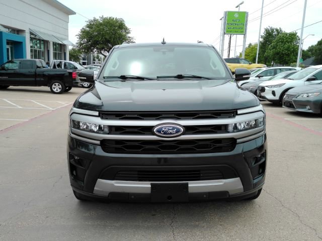 Used 2022 Ford Expedition XLT RWD image 2