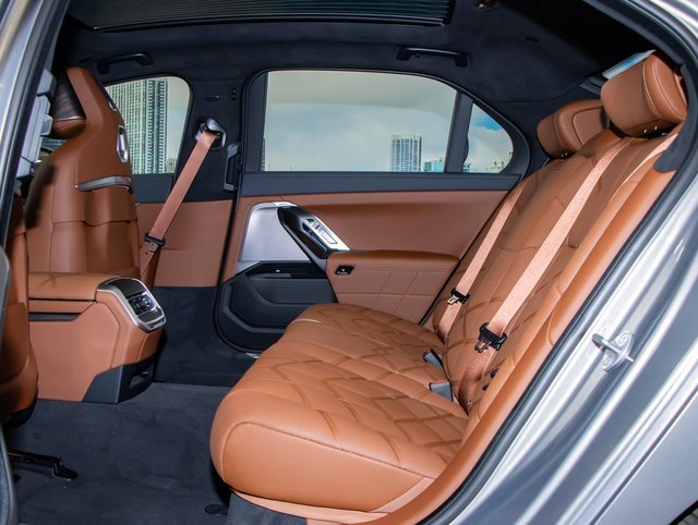 New 2026 BMW 760i xDrive w/ Executive Package image 22