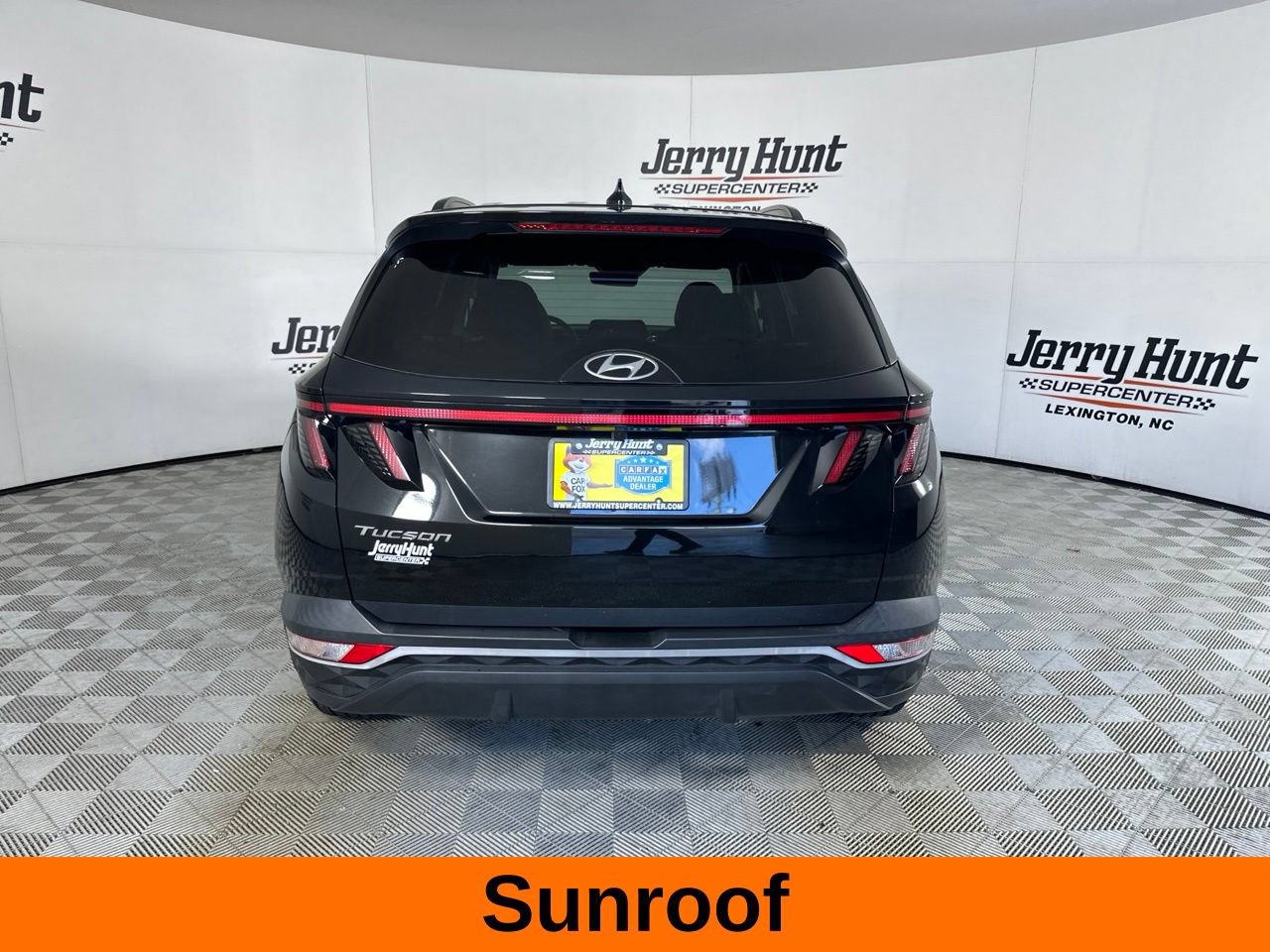 Used 2023 Hyundai Tucson SEL w/ Convenience Package FWD image 7