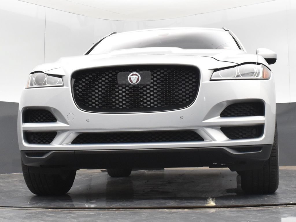 Used 2019 Jaguar F-PACE Premium AWD/4WD image 25