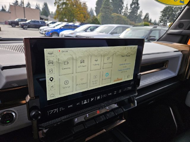 Used 2024 GMC Hummer EV 3X AWD/4WD image 31