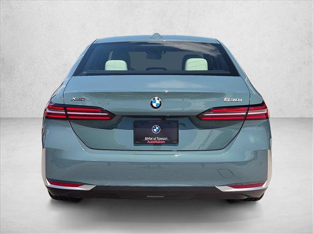 New 2027 BMW 530i xDrive w/ Premium Package AWD/4WD image 8