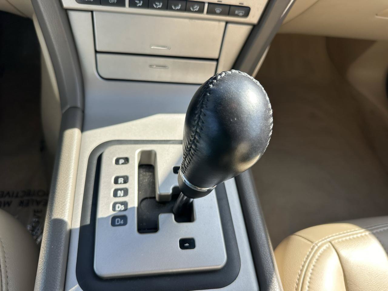 Used 2005 Lincoln LS RWD image 52