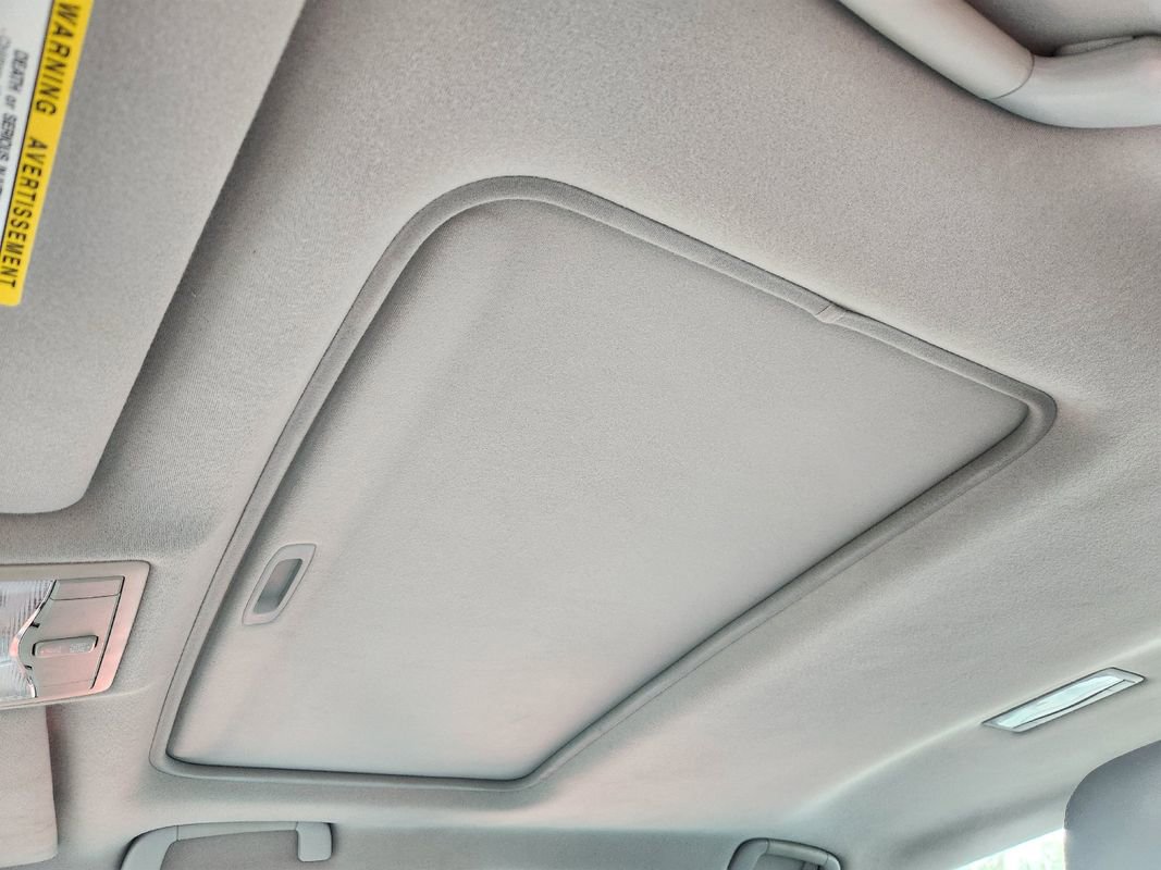 Used 2005 Toyota Avalon XLS FWD image 29