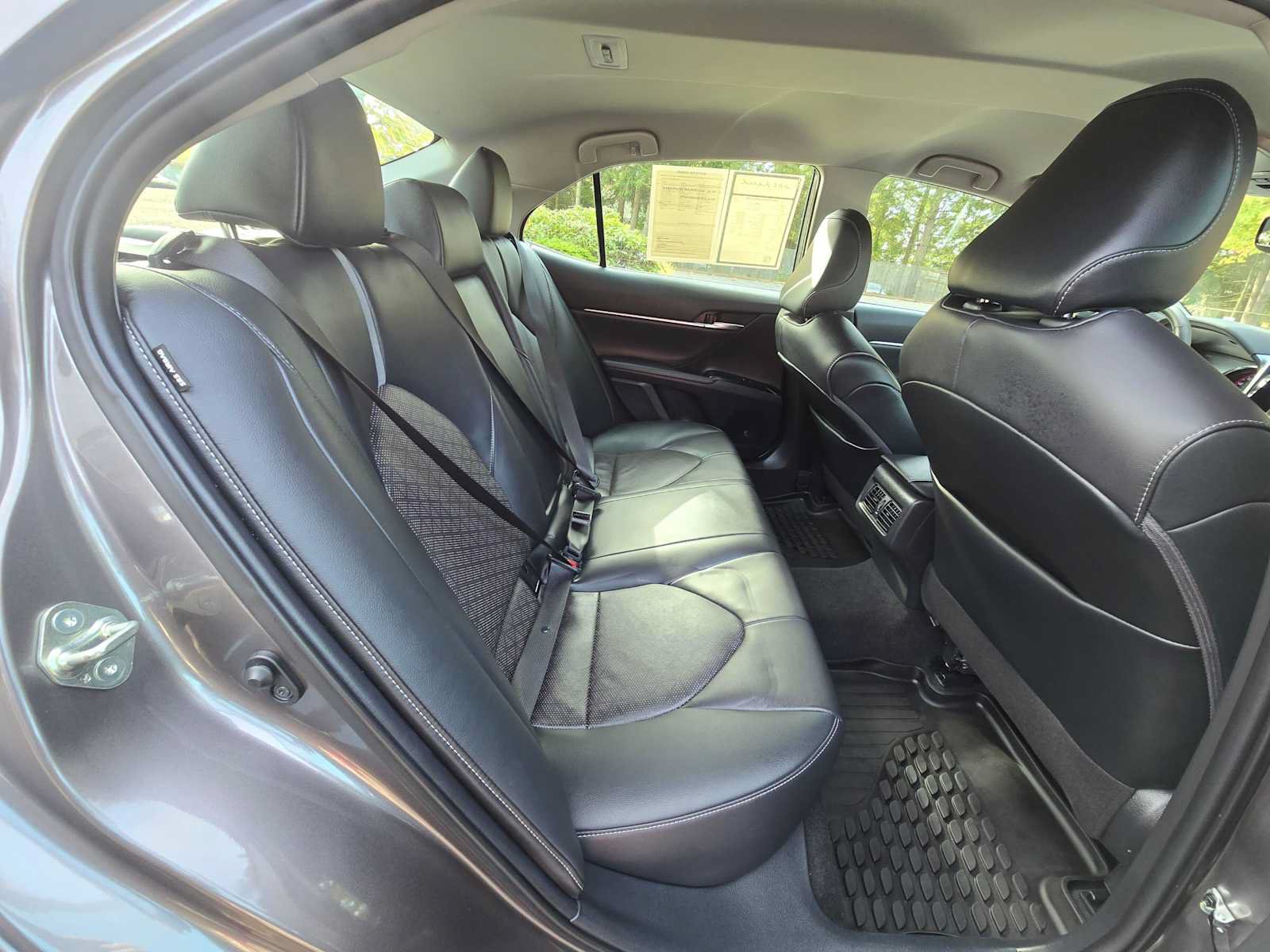 Used 2020 Toyota Camry XSE FWD image 12