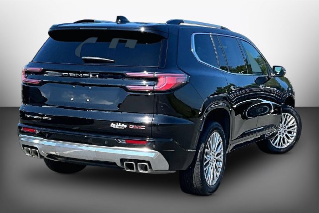Used 2026 GMC Acadia Denali w/ Super Cruise Package AWD/4WD image 2