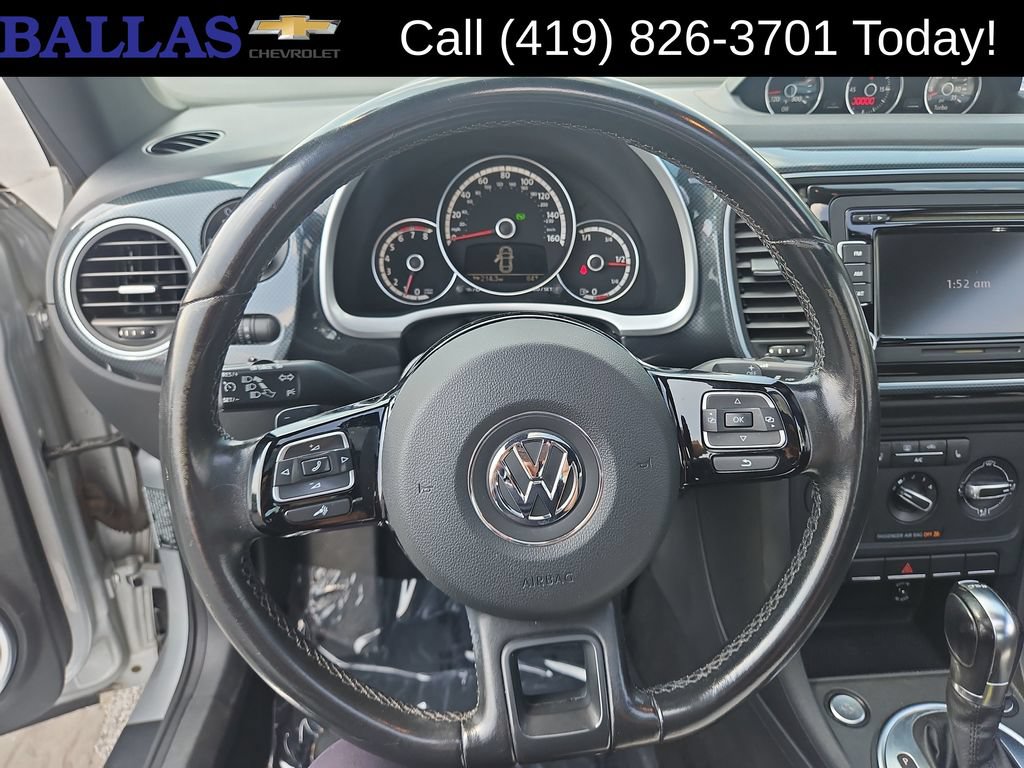 Used 2013 Volkswagen Beetle 2.0T FWD image 15