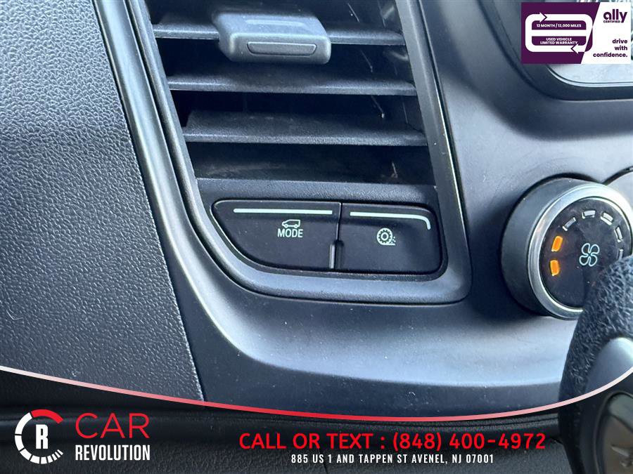 Used 2024 Ford Transit 250 148 Medium Roof Extended AWD image 13