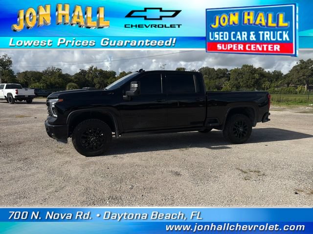 Used 2026 Chevrolet Silverado 2500 LTZ w/ LTZ Plus Package AWD/4WD image 3