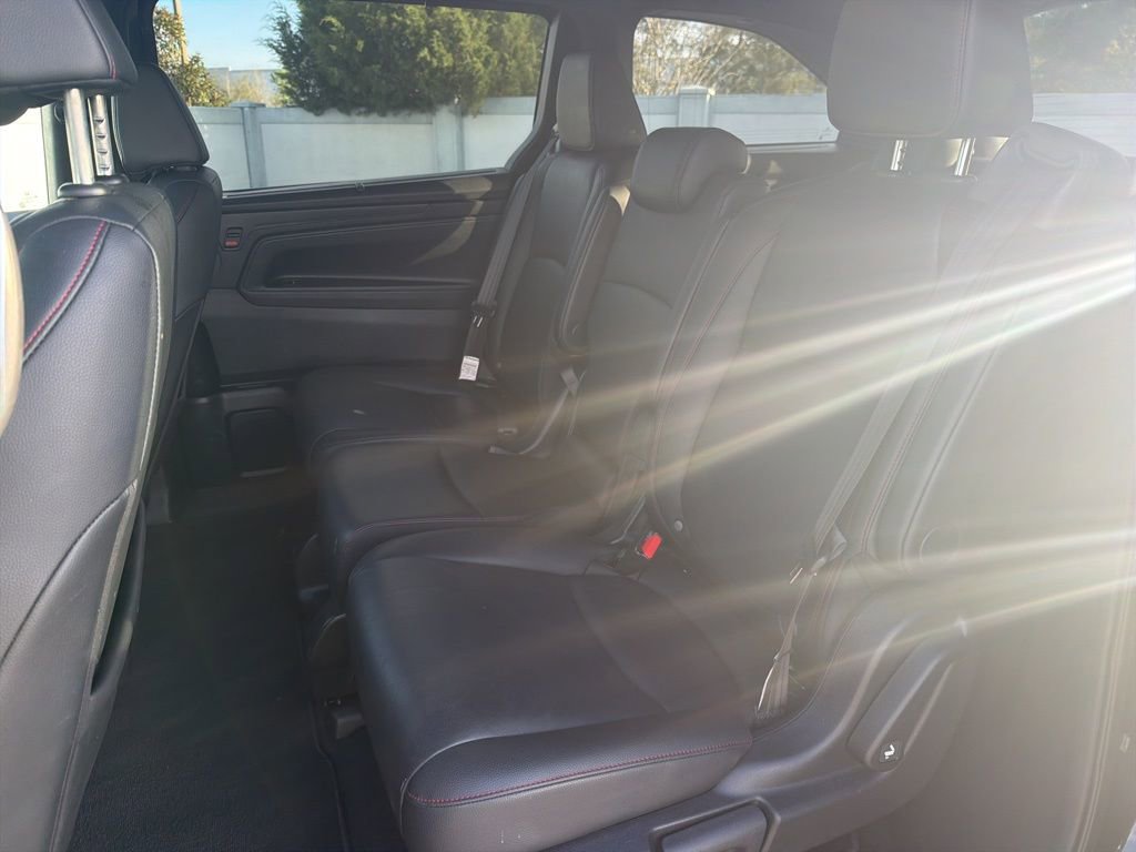 Used 2025 Honda Odyssey Sport-L image 14