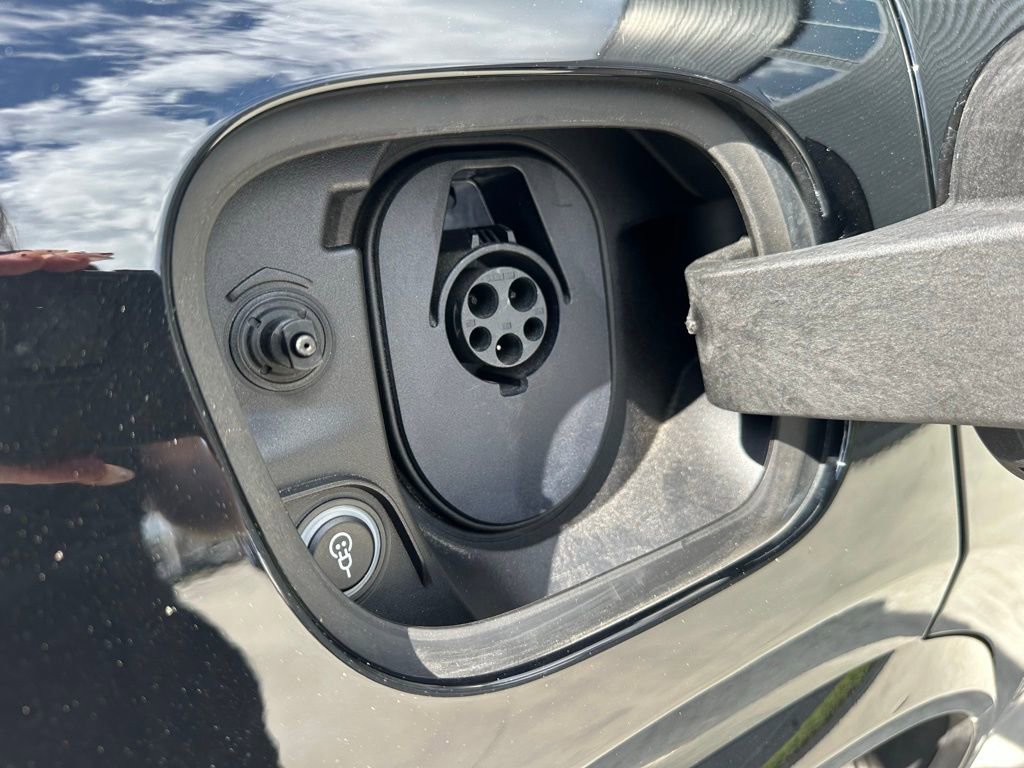 Certified 2024 Porsche Macan Turbo Electric image 45