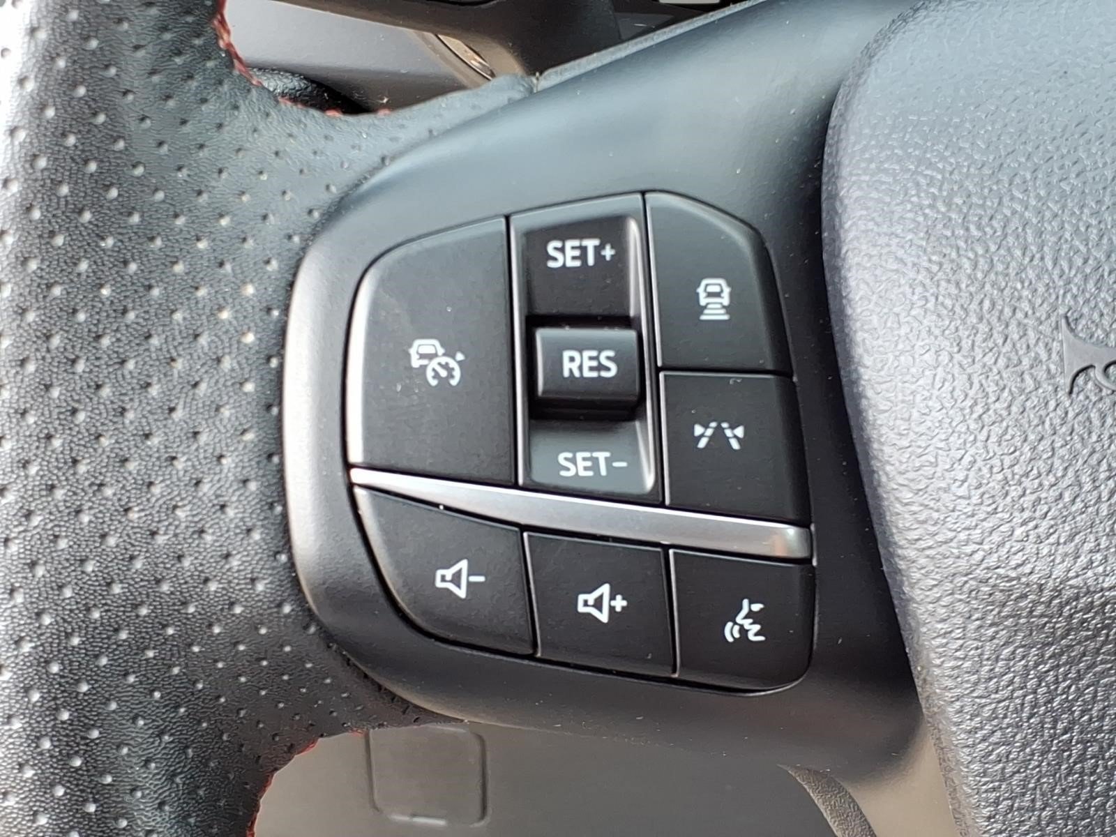Used 2023 Ford Escape ST-Line w/ Tech Pack #1 AWD/4WD image 15
