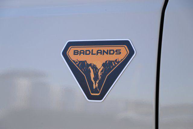 New 2025 Ford Bronco Badlands image 3