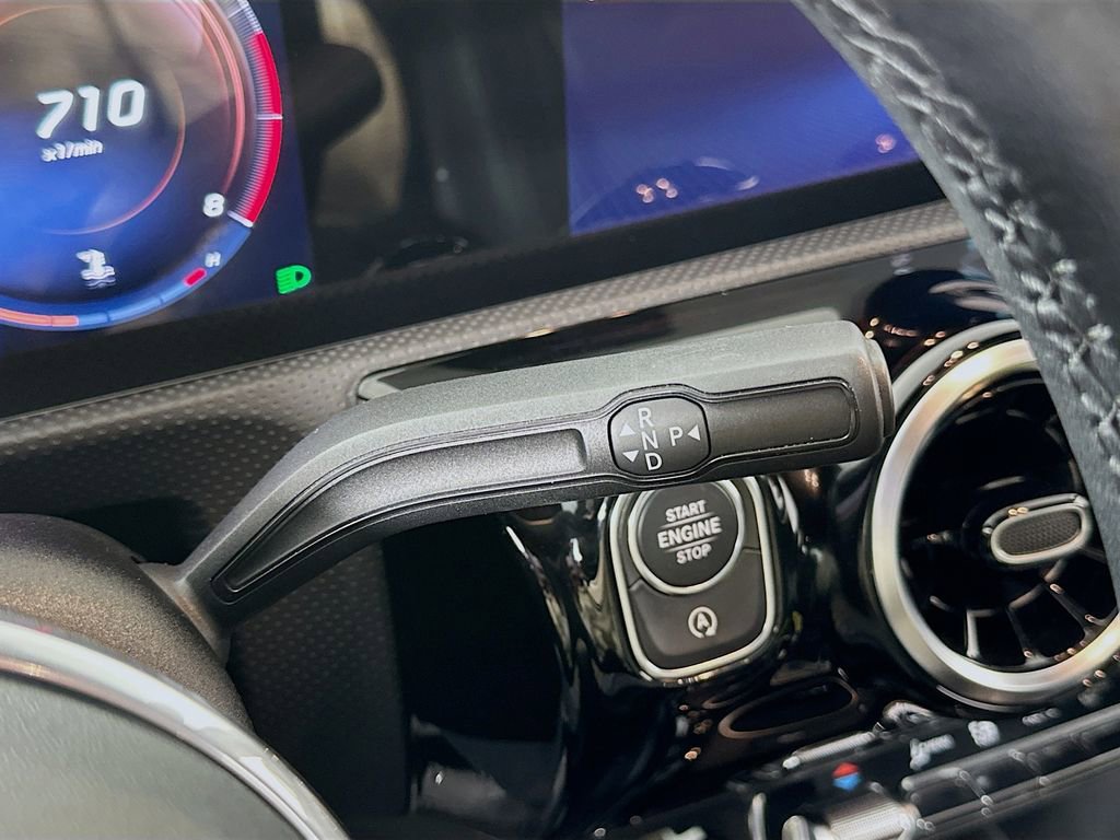 Used 2020 Mercedes-Benz CLA 250 w/ Premium Package image 18