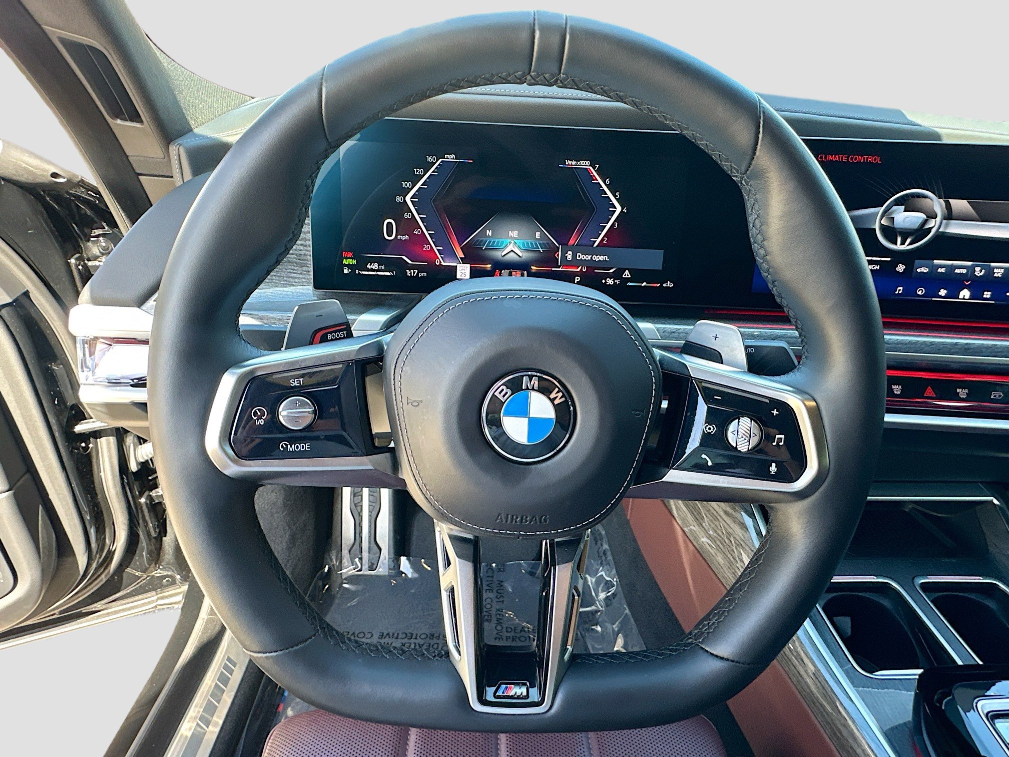 Used 2023 BMW 760i xDrive image 11