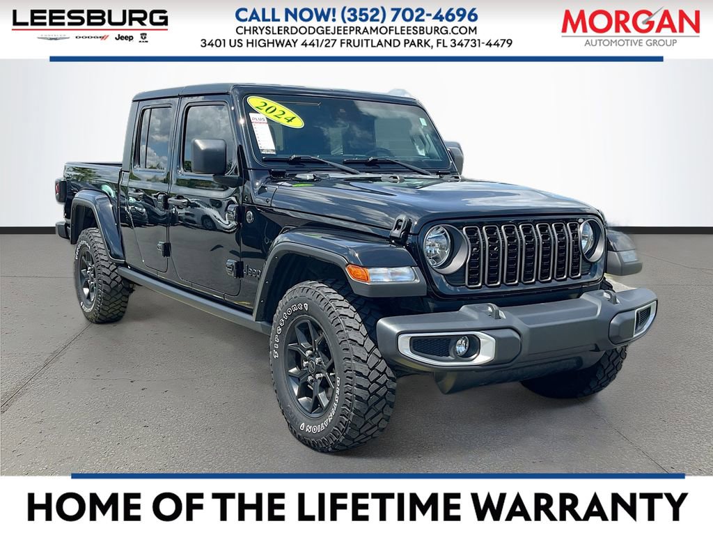 Used 2024 Jeep Gladiator Sport AWD/4WD image 1