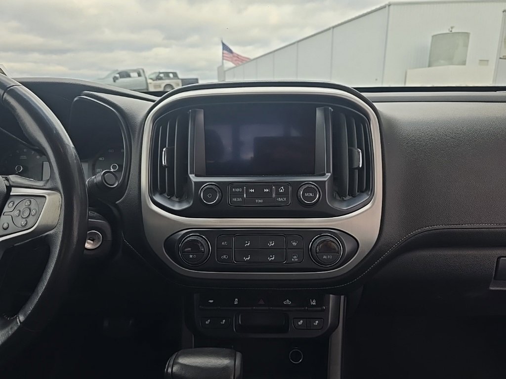 Used 2016 GMC Canyon SLT w/ Driver Alert Package image 26