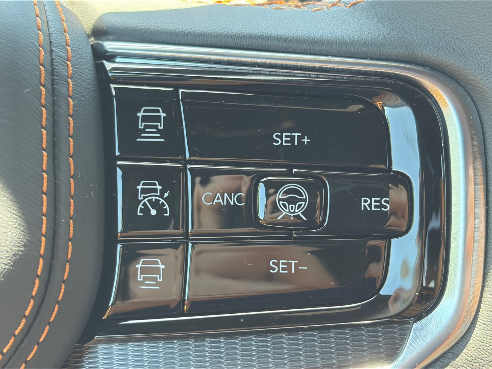 New 2026 Jeep Grand Wagoneer Summit AWD/4WD image 28