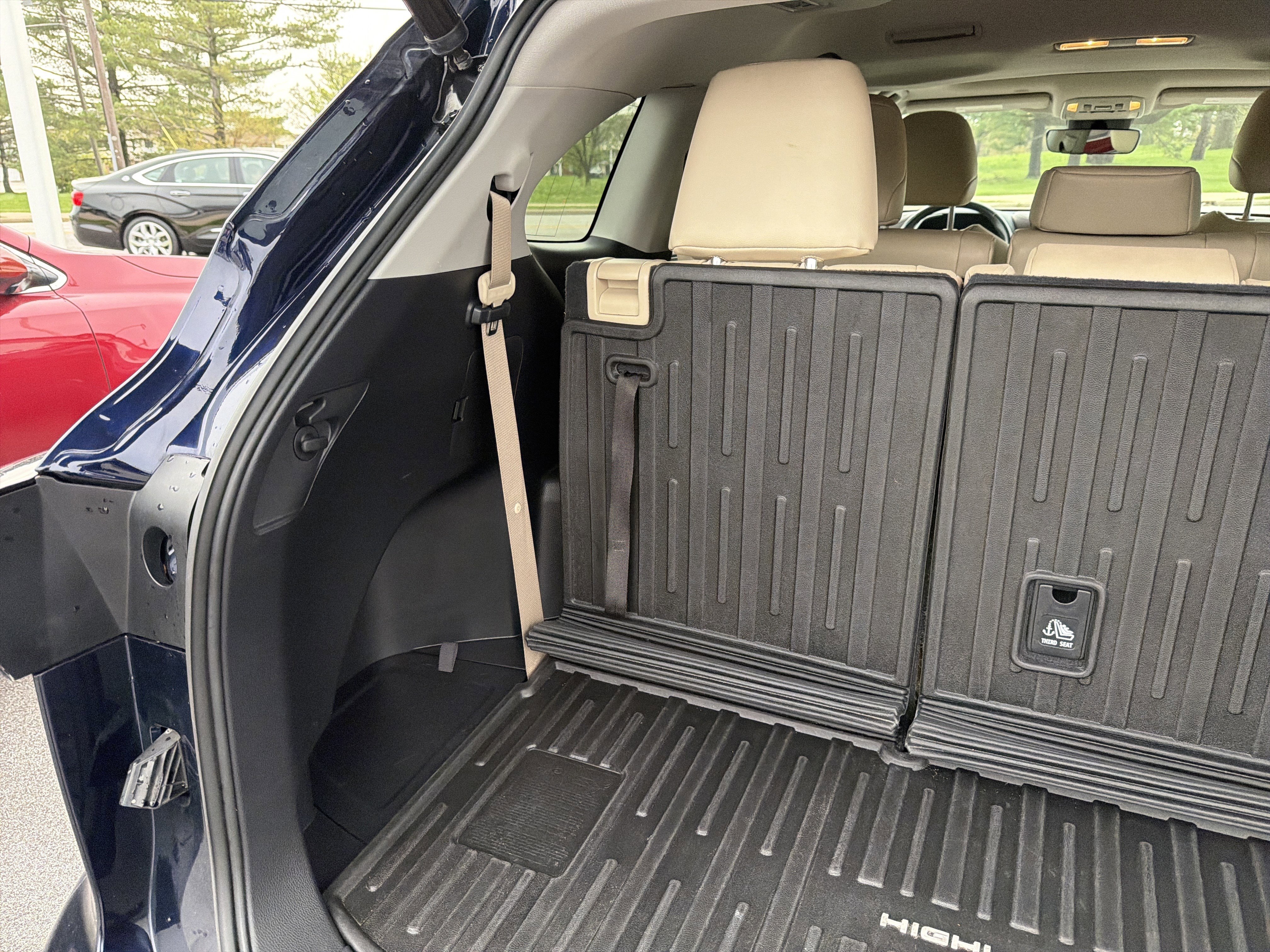 Used 2022 Toyota Highlander XLE AWD/4WD image 64