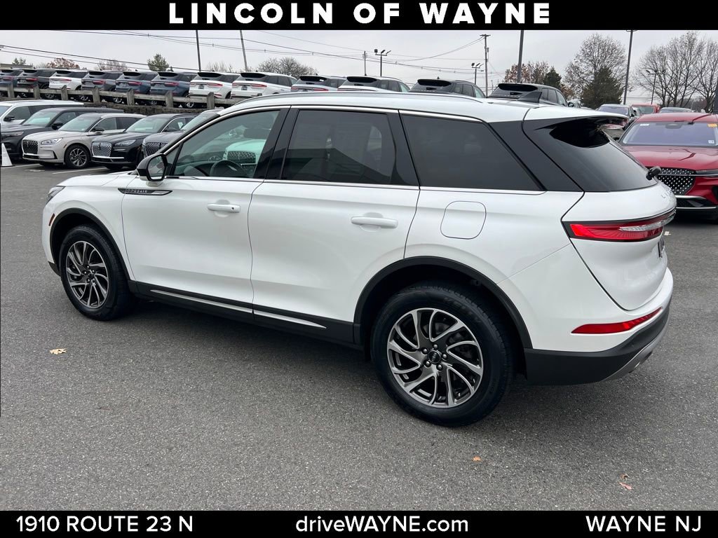 Used 2020 Lincoln Corsair AWD w/ Equipment Group 101A image 3