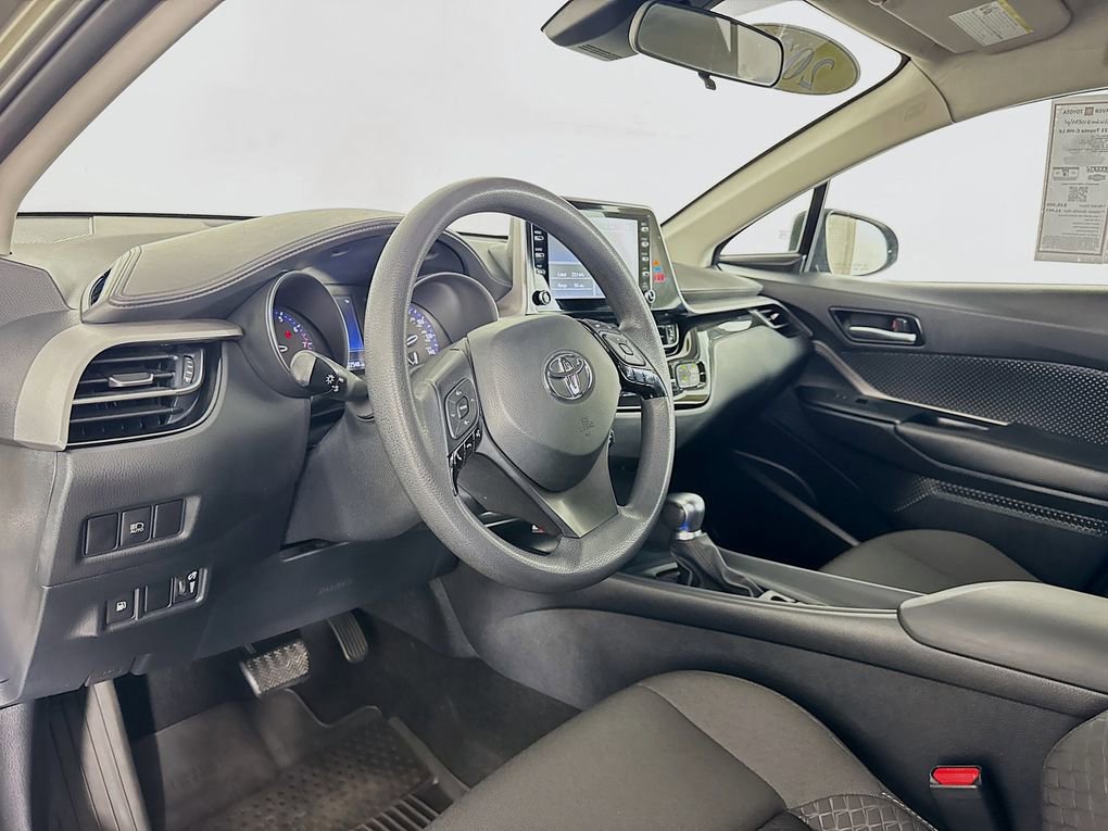 Used 2021 Toyota C-HR LE FWD image 14