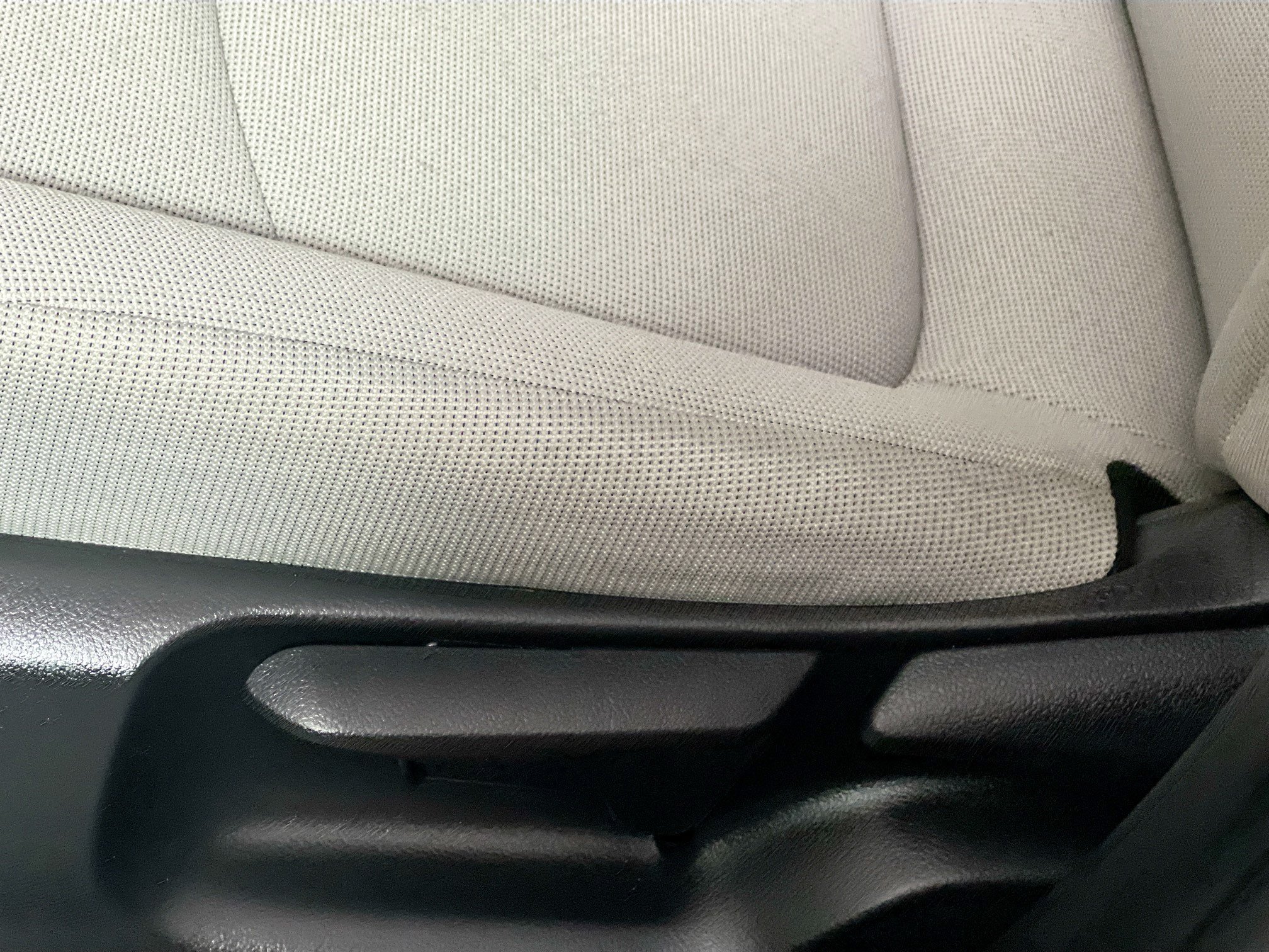 Used 2023 Toyota Corolla Cross L FWD image 12