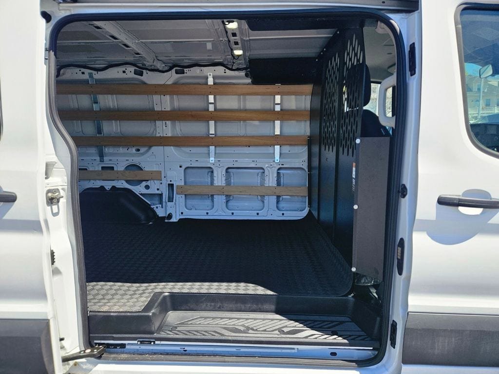 Used 2025 Ford Transit 250 Low Roof w/ Exterior Upgrade Package RWD image 11
