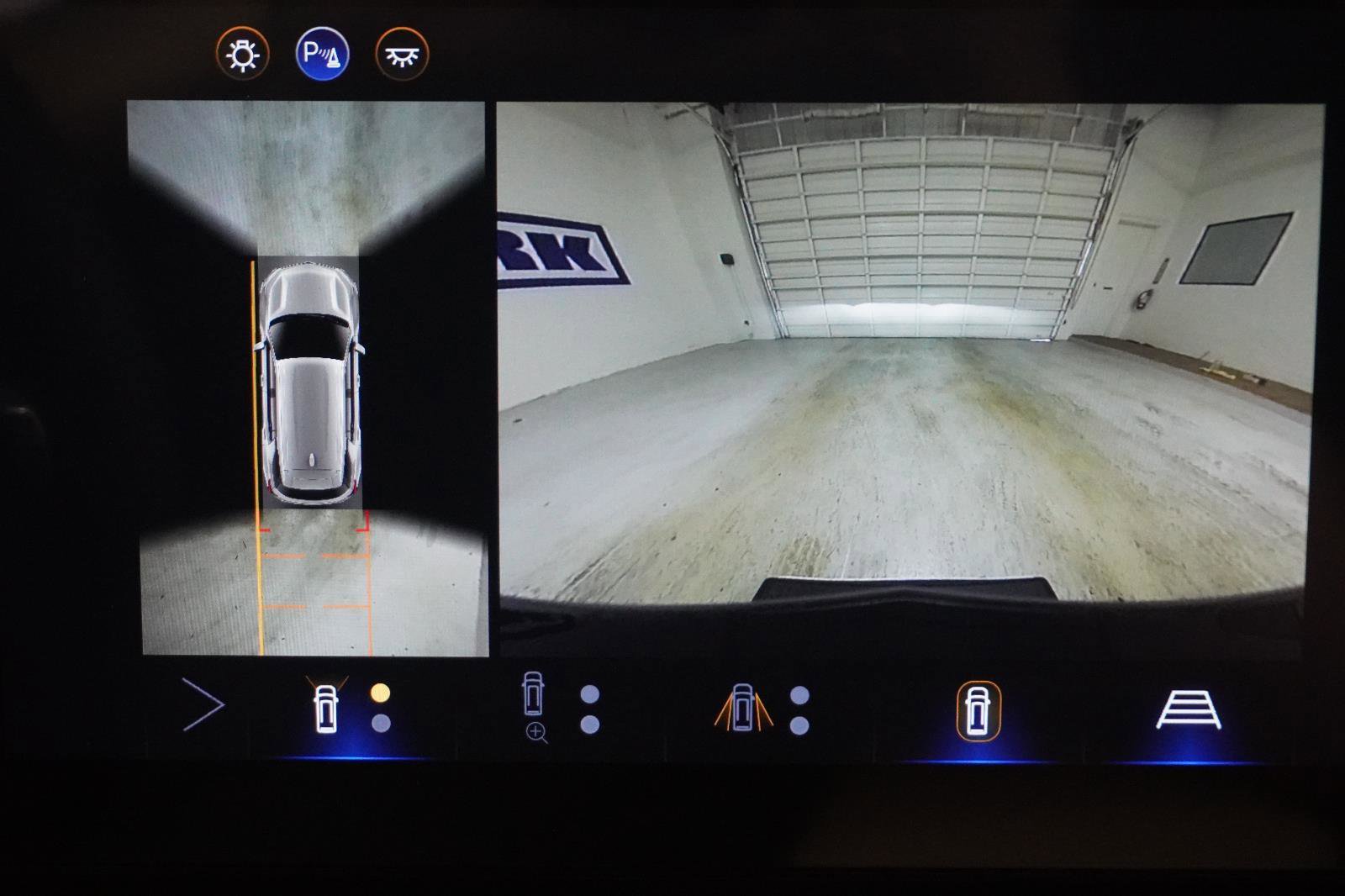 New 2026 Chevrolet Equinox ACTIV w/ Convenience Package III image 33