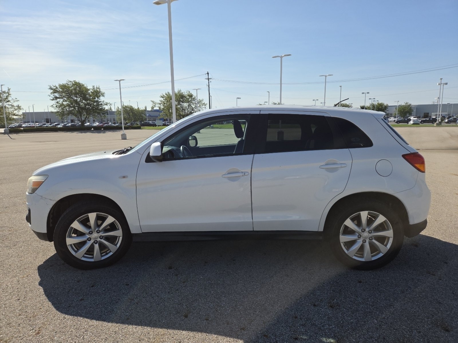 Used 2014 Mitsubishi Outlander Sport ES FWD image 13