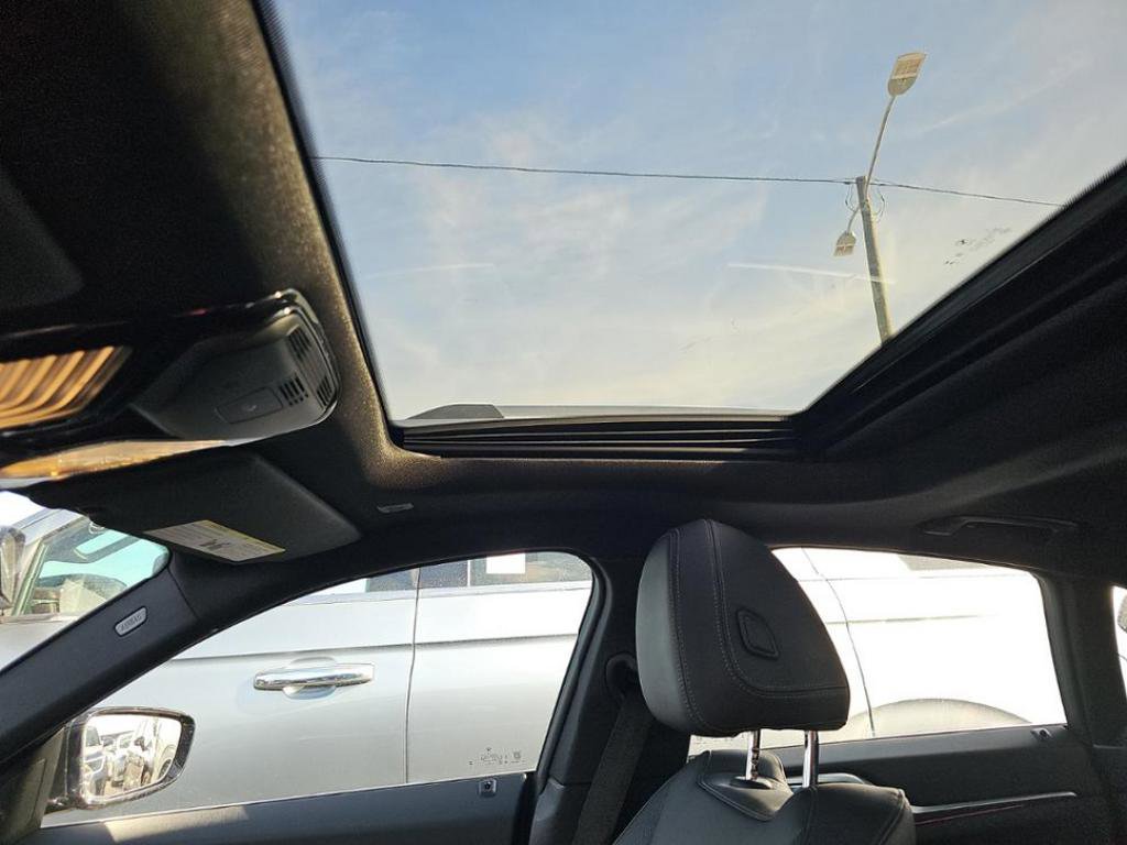 Used 2025 BMW 430i xDrive w/ Premium Package image 8