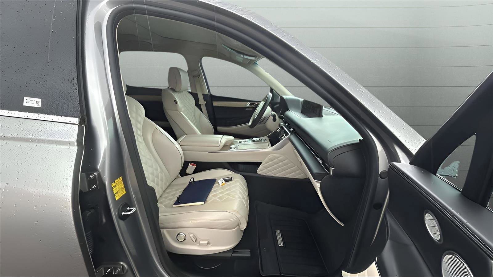 Used 2024 Genesis GV80 3.5T w/ Prestige Package image 14